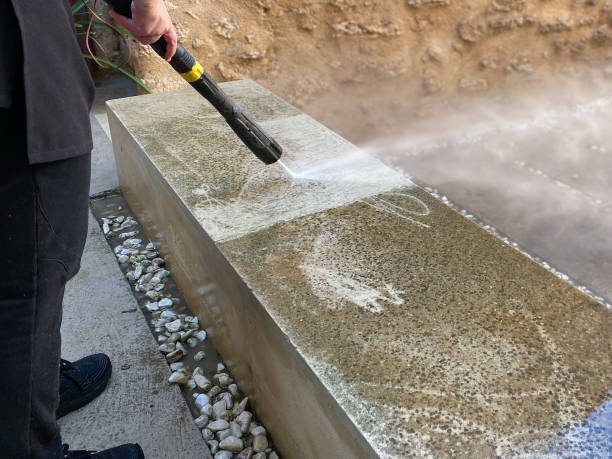 Best Sidewalk Pressure Washing  in Highland, CA